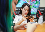 香港游戏陪玩2小姐姐,带你领略电竞魅力与青春风采